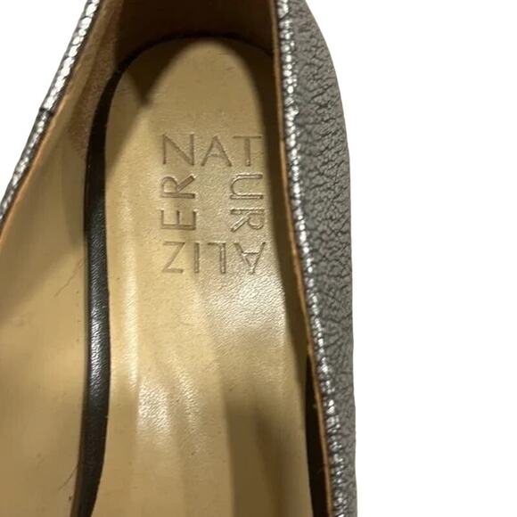 Naturalizer Haines Silver Flats Loafers Size 6.5M NWOB - Picture 12 of 14